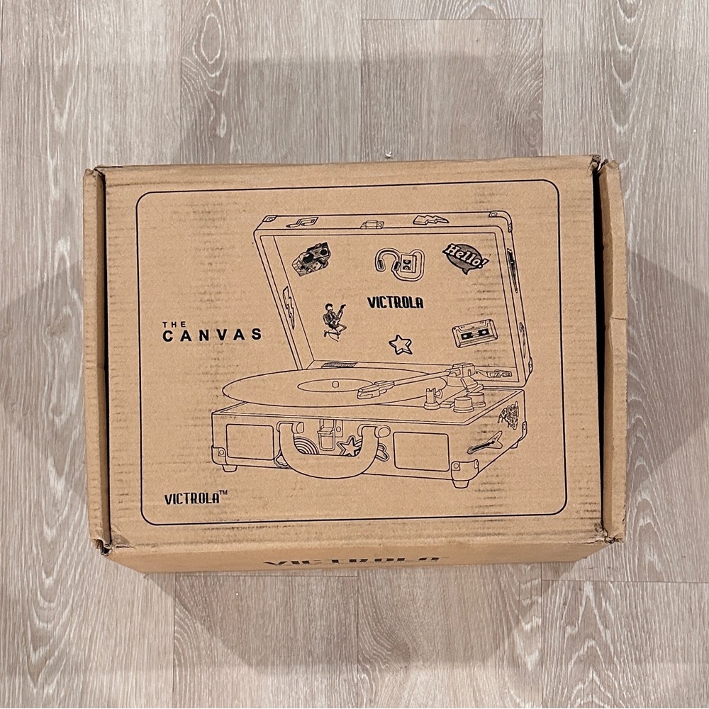 White Journey + Suitcase Record Player